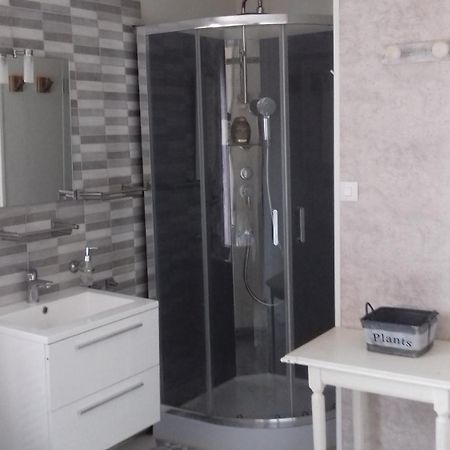 O Bout D'La Motte Apartment Voillecomte Bagian luar foto