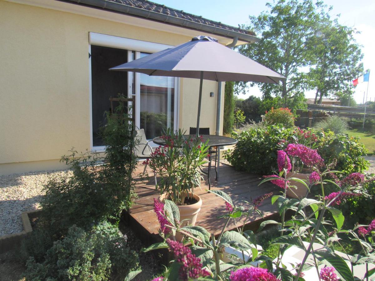 O Bout D'La Motte Apartment Voillecomte Bagian luar foto