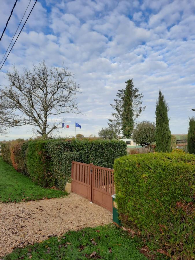 O Bout D'La Motte Apartment Voillecomte Bagian luar foto